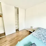 Deux Centre Proche Tram Apartamento