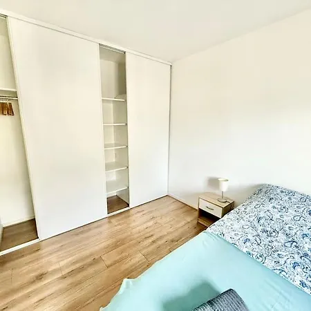 Deux Centre Proche Tram Apartment