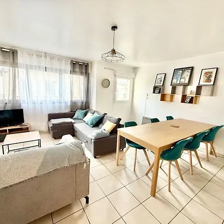 Deux Centre Proche Tram Apartment *