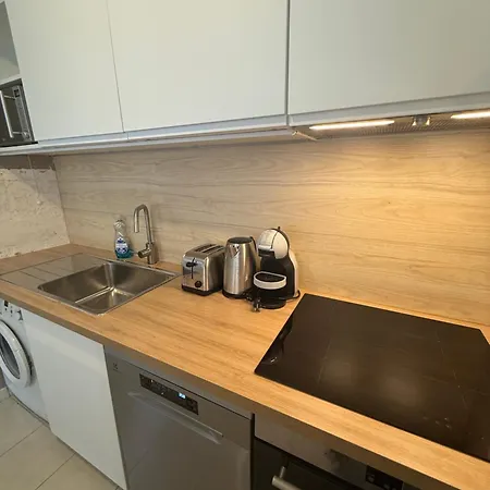 Deux Centre Proche Tram Brest