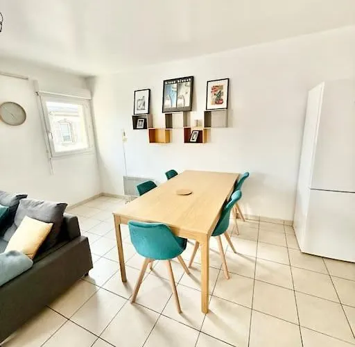 Appartement Deux Centre Proche Tram